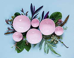 Это даже не каратник. В сети обсуждают скромное помолвочное кольцо Евгении Медведевой за 845 тысяч рублей